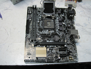 Материнська плата Asus H110M-K